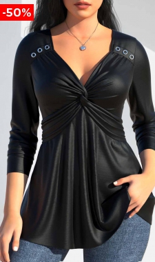 PU Black Eyelet Long Sleeve Heart Collar T Shirt