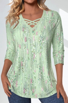 Light Green Criss Cross Geometric Printed Non-sequined T Shirt