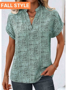 Sage Green Split Geometric Print Short Sleeve Blouse